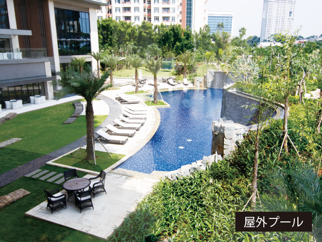 屋外プール
